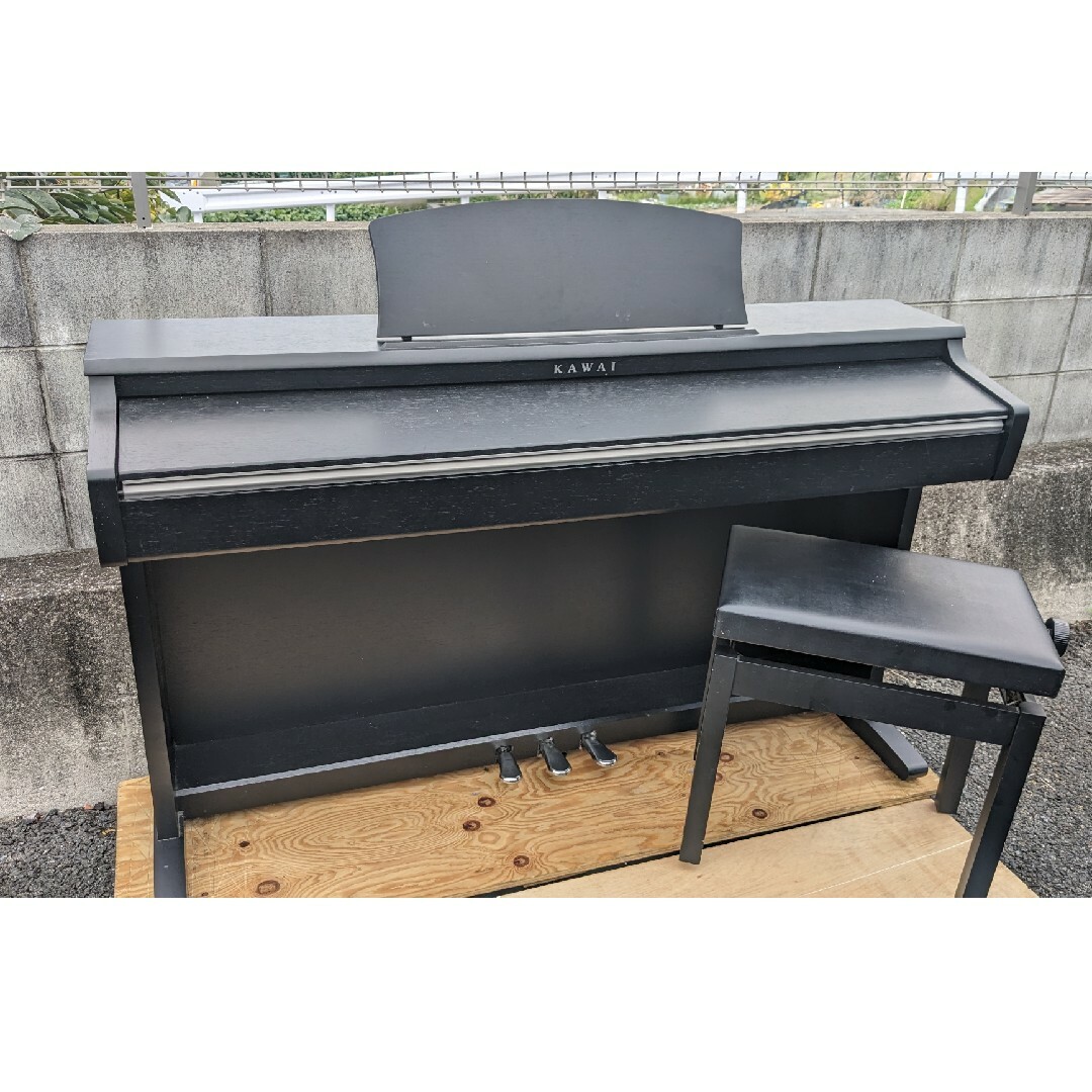 ★送料込み人気Black KAWAI CN23B 電子ピアノ 2010製 超美品