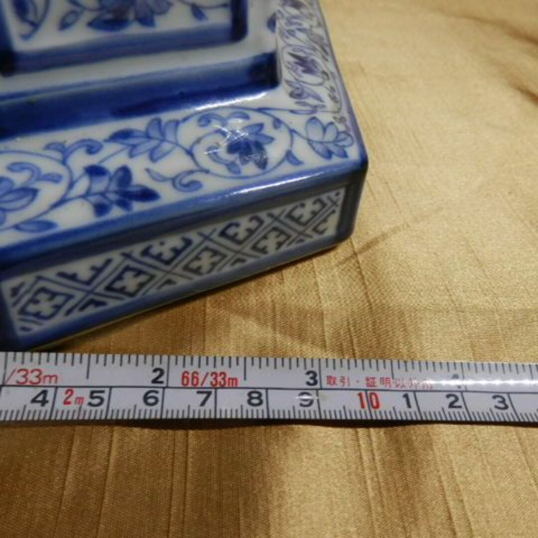 磁器製 置き時計 動作品 28x25x10cm カチコチ音 磁器製 置き時計 動作品 28x25x10cm カチコチ音