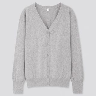 ユニクロ(UNIQLO)の【まいまい様専用UNIQLO】UVカットスーピマコットンVネックカーディガン(カーディガン)