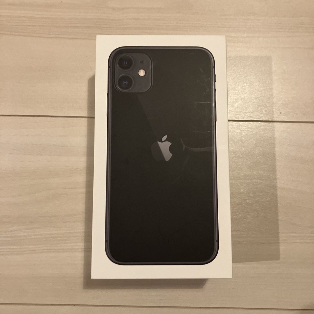 iPhone 11 ブラック 外箱 付属品なし スマホ/家電/カメラのスマートフォン/携帯電話(その他)の商品写真