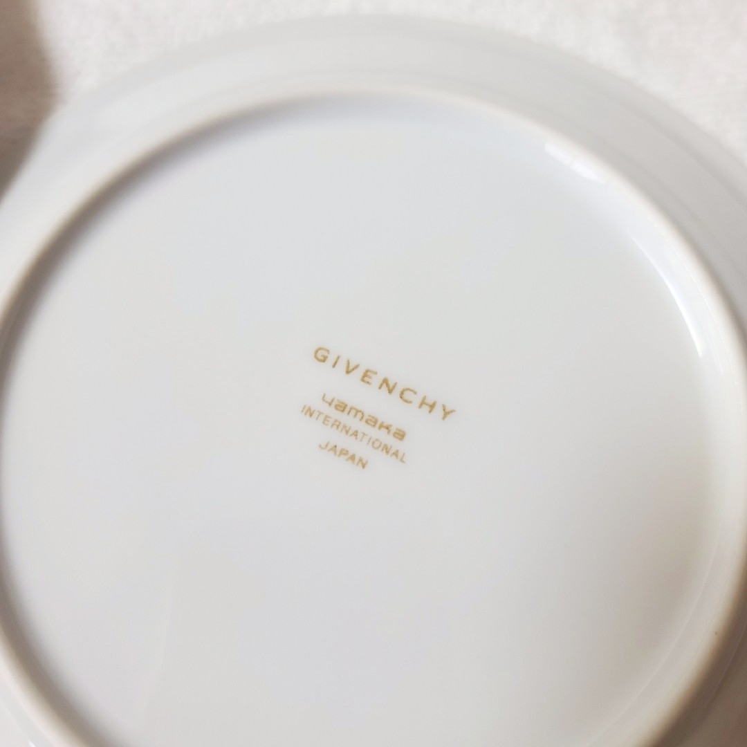 GIVENCHY(ジバンシィ)のジバンシィ 約16cm プレート皿 食器 GIVENCHY インテリア/住まい/日用品のキッチン/食器(食器)の商品写真