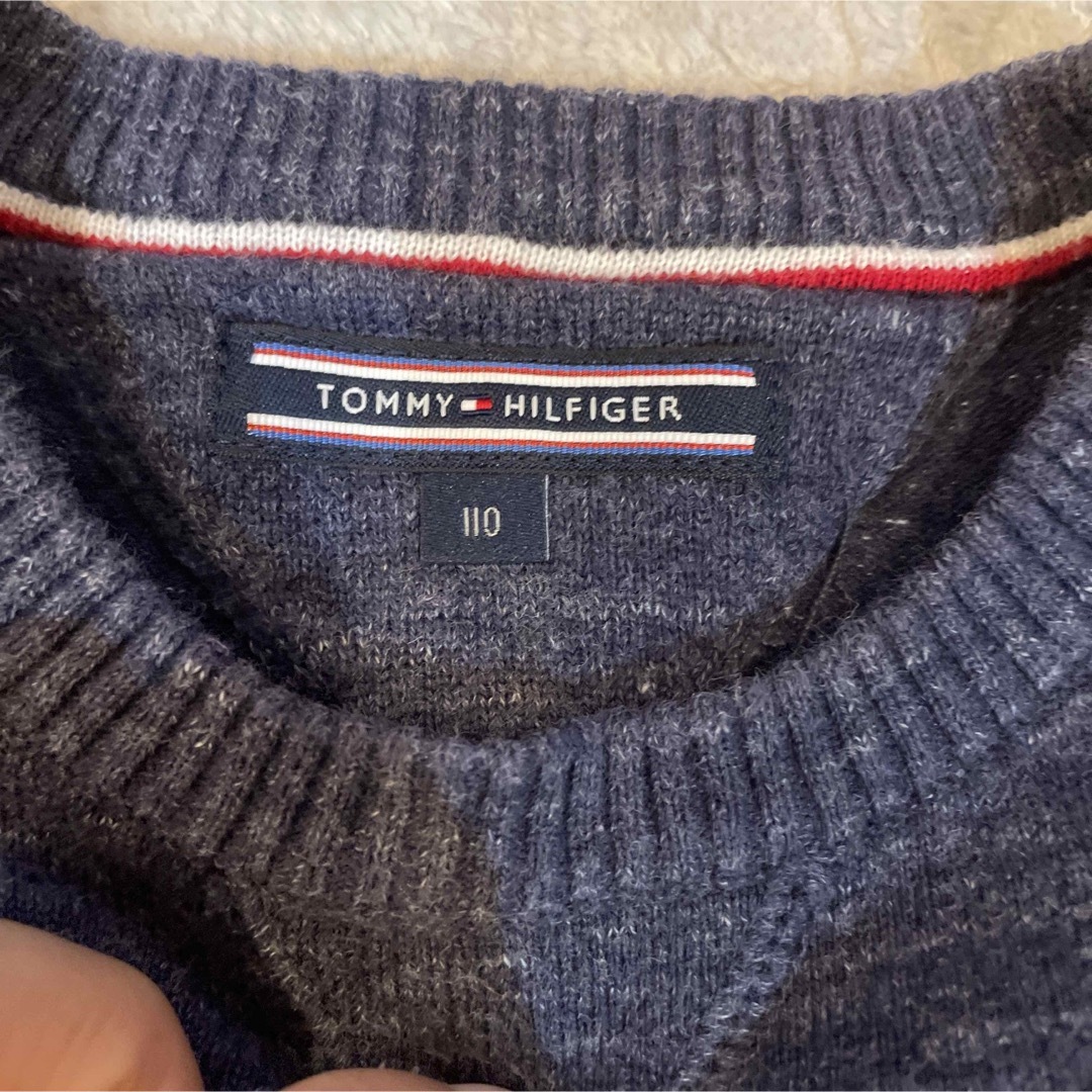 TOMMY HILFIGER(トミーヒルフィガー)のトミーヒルフィガ　薄手ニット キッズ/ベビー/マタニティのキッズ服男の子用(90cm~)(ニット)の商品写真