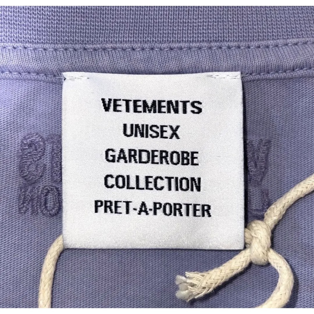 VETEMENTS - 【新作】VETEMENTS 23SS HELLO my name is Tシャツの通販
