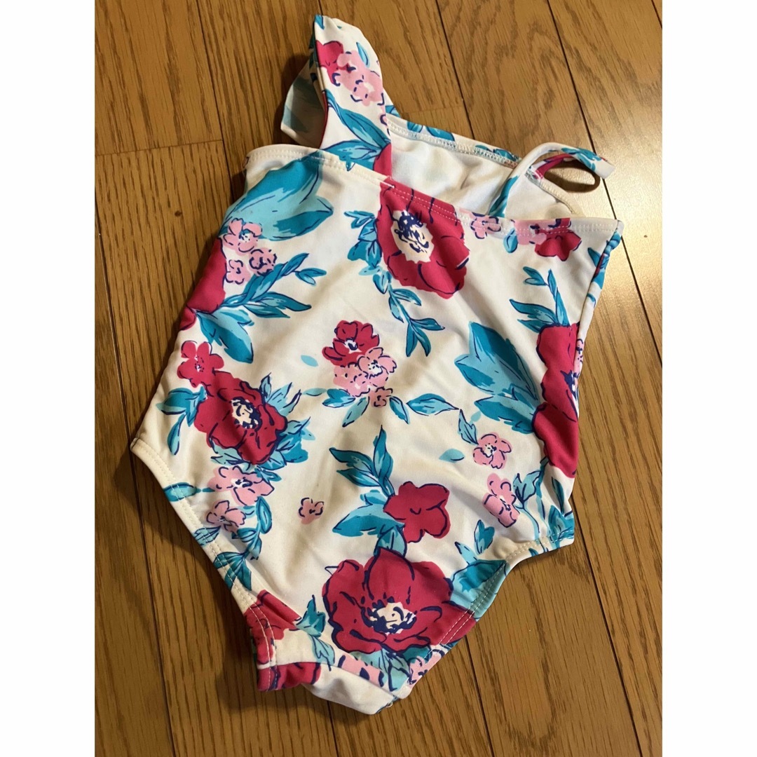 GAP Kids(ギャップキッズ)の花柄水着　ガールズ キッズ/ベビー/マタニティのキッズ服女の子用(90cm~)(水着)の商品写真