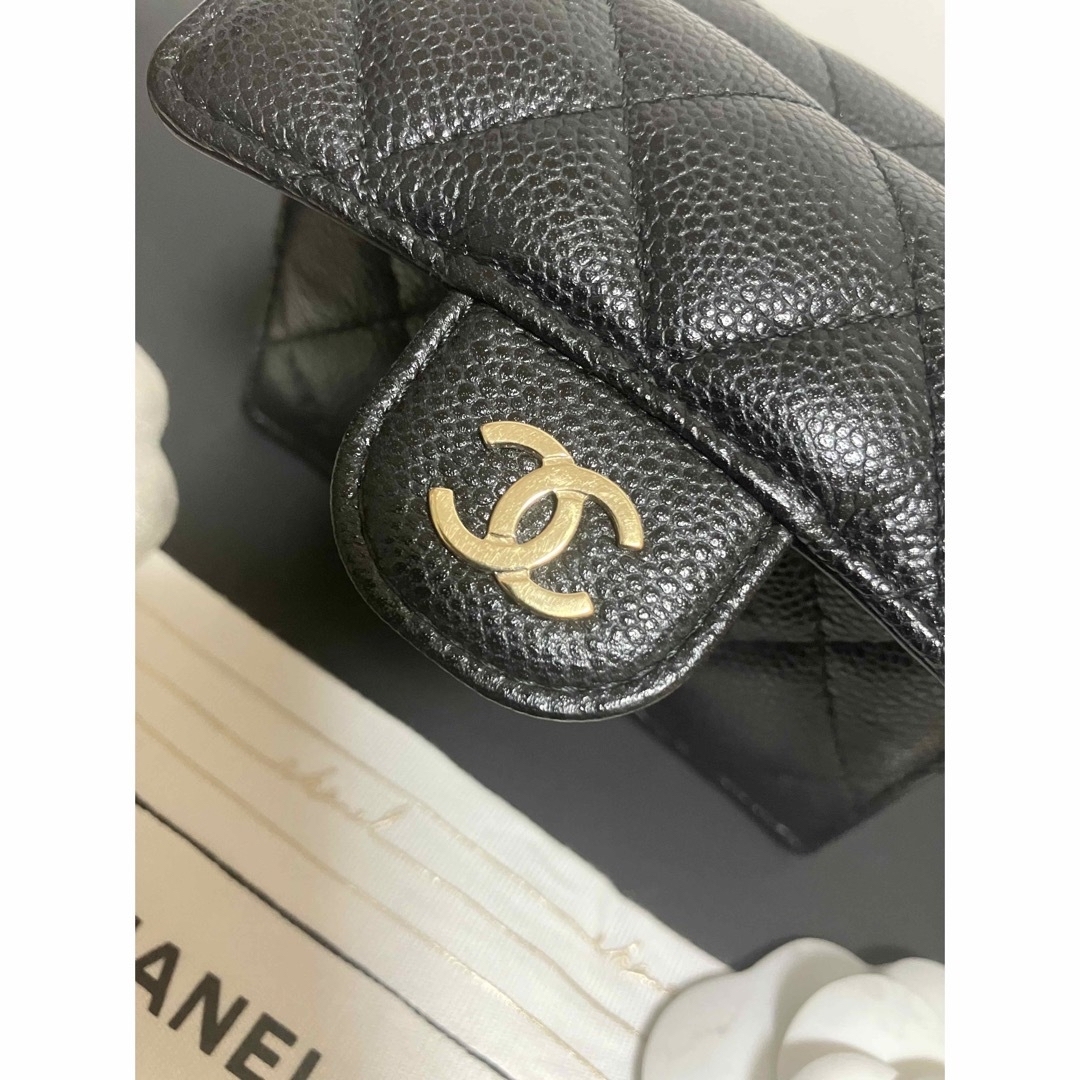 CHANEL(シャネル)の専用♡超美品♡新作★シャネル  マトラッセ 三つ折り財布 キャビアスキン 正規品 レディースのファッション小物(財布)の商品写真