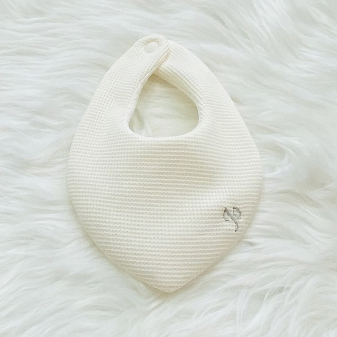 おむらいす⭐︎様専用*ハンドメイドスタイ*名入れスタイの通販 by ... 名入れ スタイ ハンドメイド