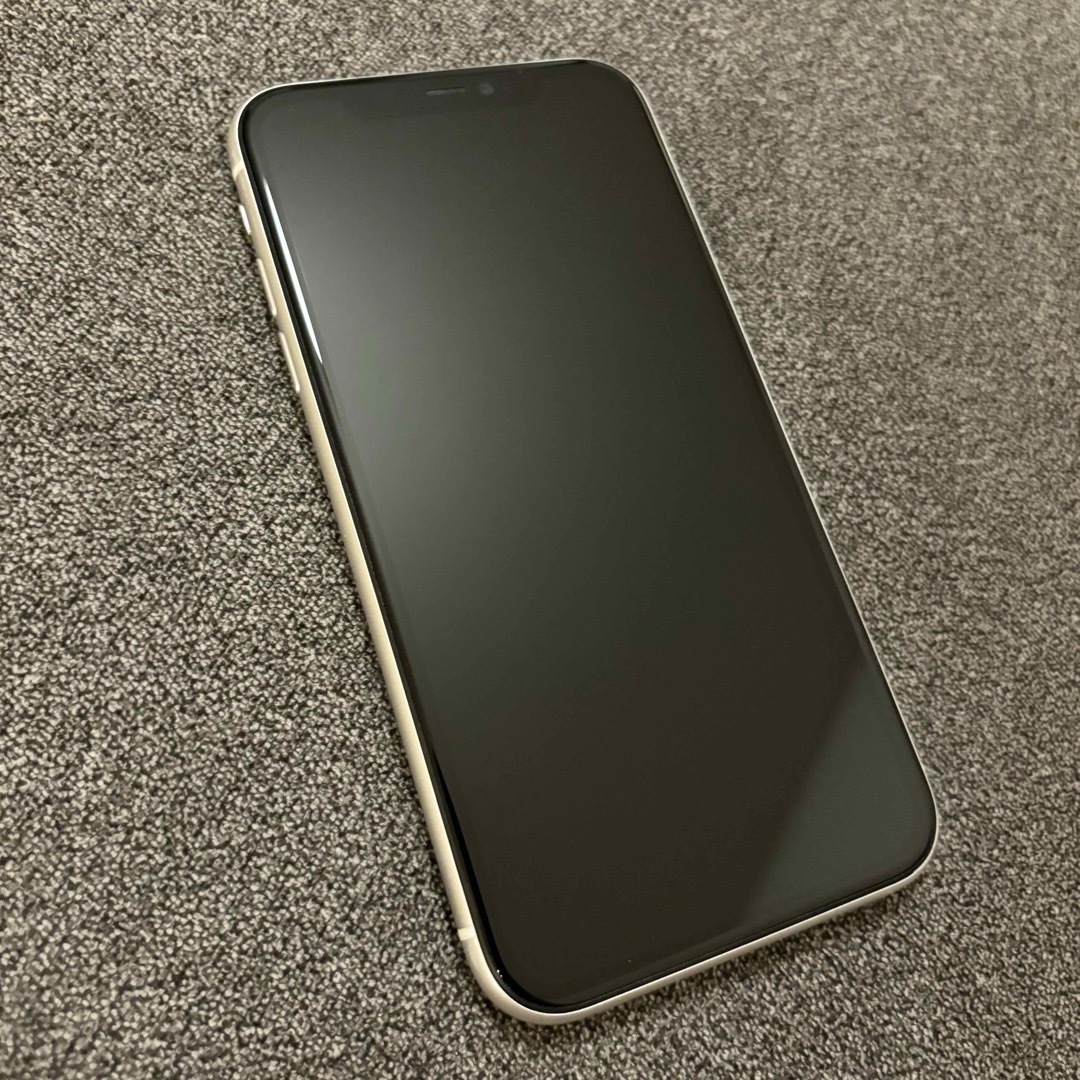 iPhone - iPhone11 64GB ホワイト 美品 箱、備品なしの通販 by mugi