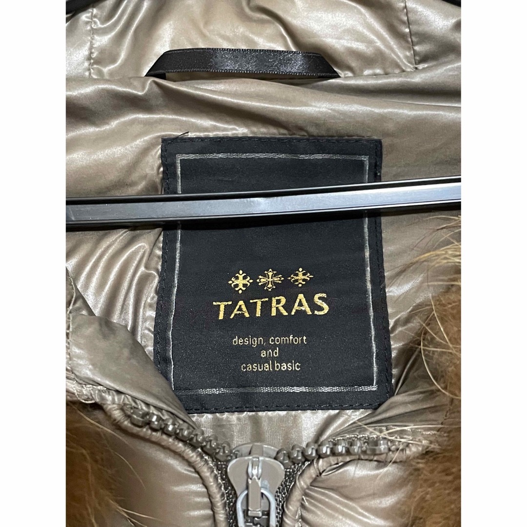 TATRAS(タトラス)のタトラス ダウンコート ファー サイズ3  レディースのジャケット/アウター(ダウンコート)の商品写真