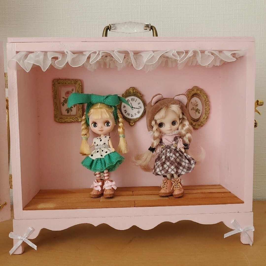 持ち手つきピンク飾りBOX+°ドールハウス+°プチブライスやオビツに*