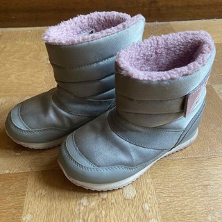 ニューバランス(New Balance)のニューバランス☆ブーツ　冬靴　18.5センチ(ブーツ)