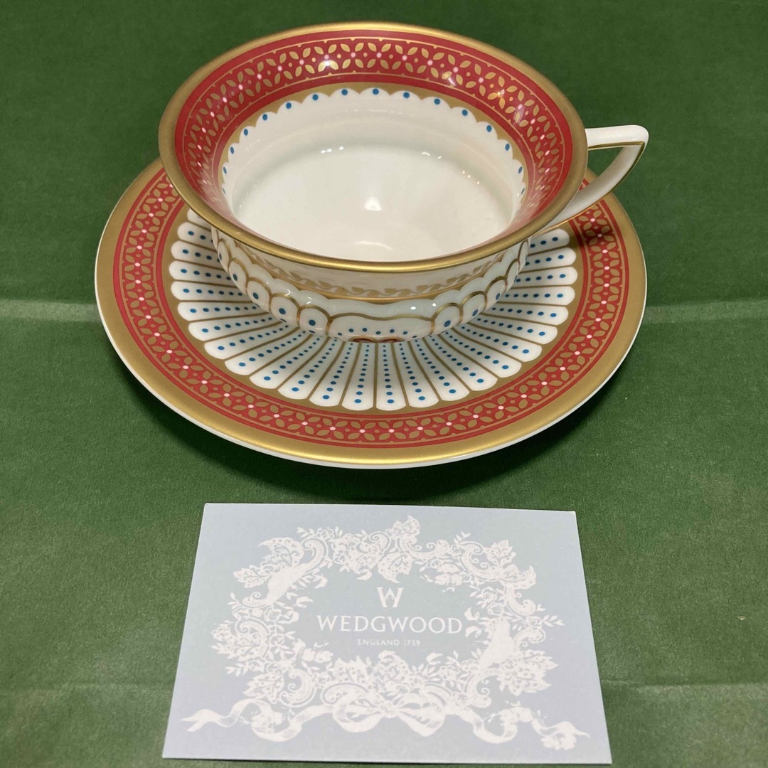 WEDGWOOD(ウェッジウッド)の未使用品！箱あり　ウエッジウッド　クイーンオブハート　ハーレクインシリーズ インテリア/住まい/日用品のキッチン/食器(食器)の商品写真