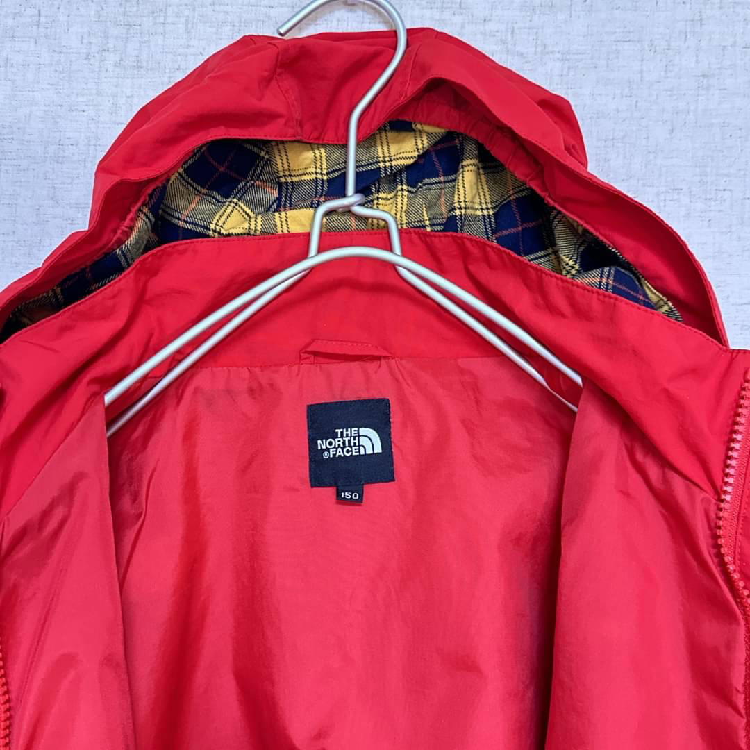 THE NORTH FACE(ザノースフェイス)のノースフェイス　マウンテンパーカー　ナイロンジャケット  キッズ150   キッズ/ベビー/マタニティのキッズ服男の子用(90cm~)(ジャケット/上着)の商品写真