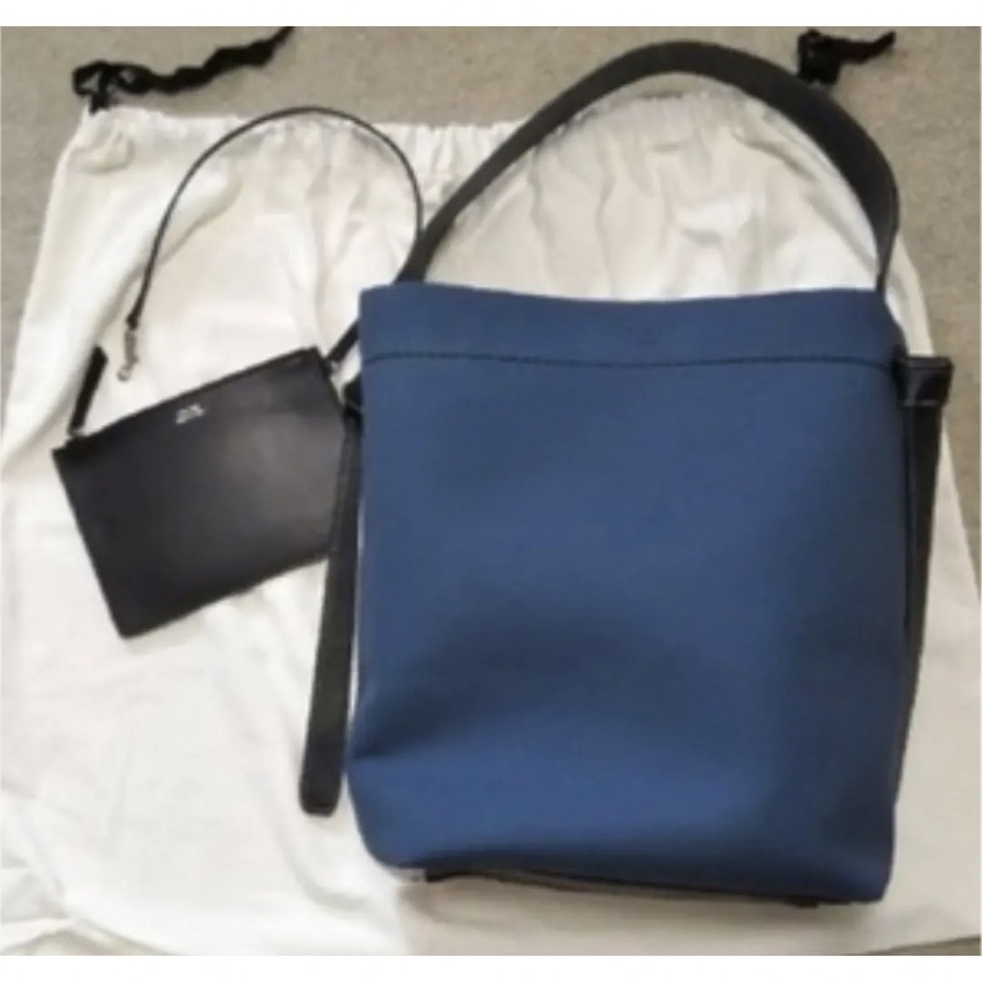 celine - レア商品☆芸能人愛用☆正規美品CELINEツイステッドカバ 送料 ... 最終値下げ*セリーヌバッグ*ツイステッドカバ