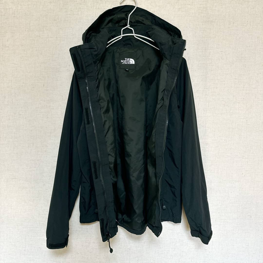 THE NORTH FACE(ザノースフェイス)のノースフェイス　マウンテンパーカー ナイロンジャケット レディースL ブラック レディースのジャケット/アウター(ナイロンジャケット)の商品写真