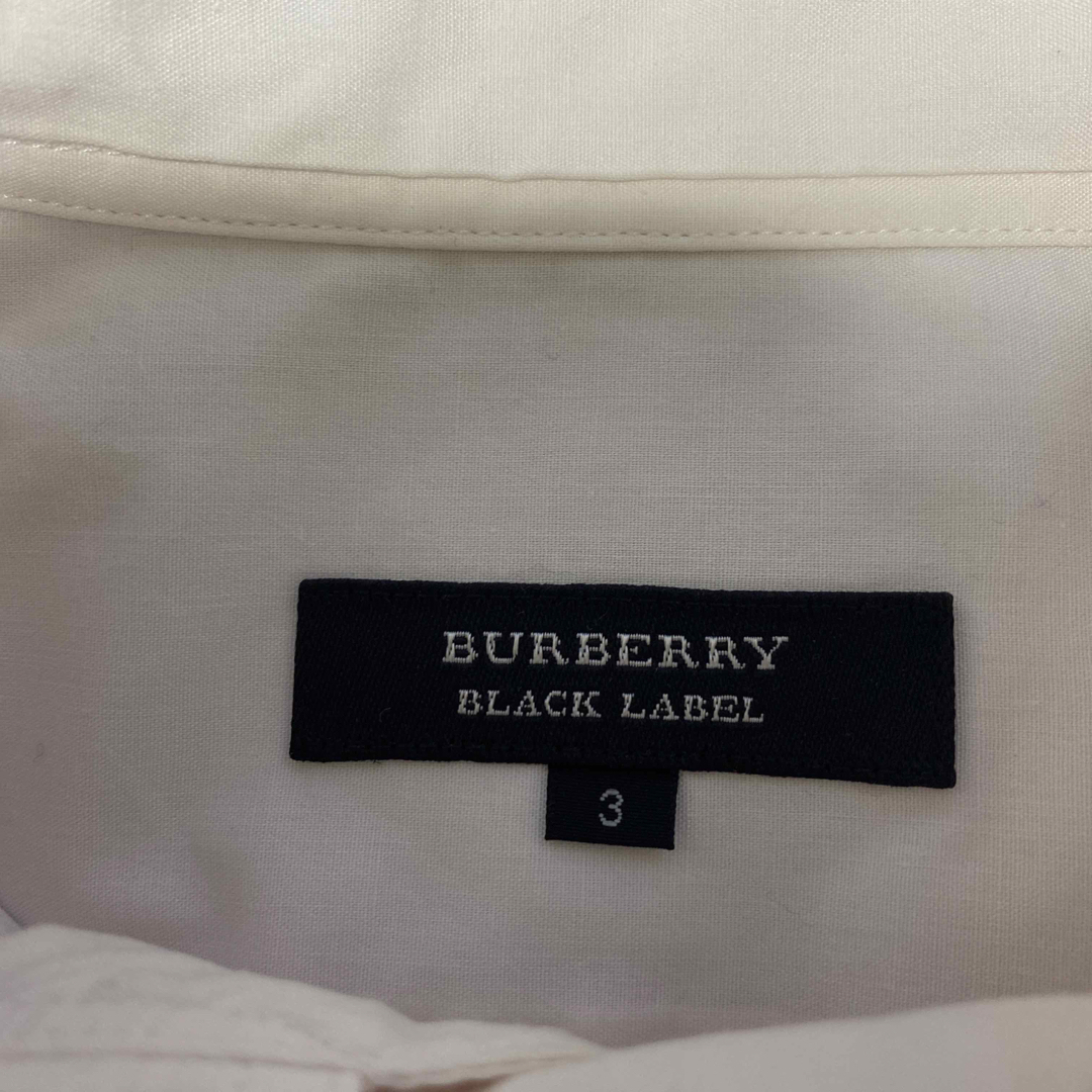 BURBERRY BLACK LABEL(バーバリーブラックレーベル)のバーバリーのカッターシャツです！ メンズのトップス(シャツ)の商品写真