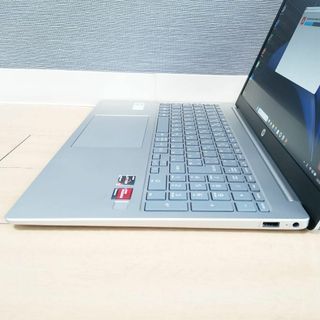 【極美品】 オフィス HP ノートパソコン 15 白 WEBカメラ