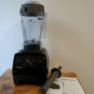 Vitamix - 新品未使用 ☆ Ｖｉｔａｍｉｘ バイタミックスＥ３１０ 特別