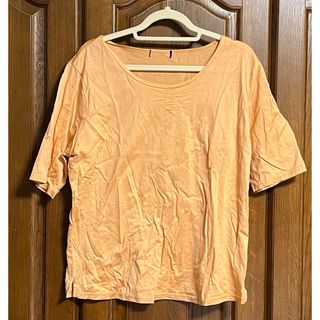 カットソー　Ｔシャツ　コットン(Tシャツ/カットソー(半袖/袖なし))