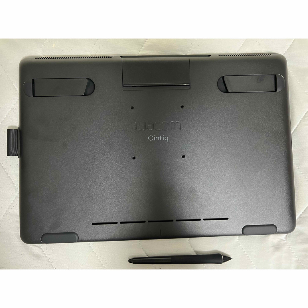 Wacom Cintiq 16 FHD ブラック DTK-1660/K1-