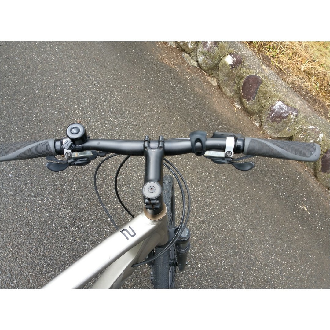 TREK(トレック)のトレック  TREK  デュアルスポーツ  2  　クロスバイク スポーツ/アウトドアの自転車(自転車本体)の商品写真