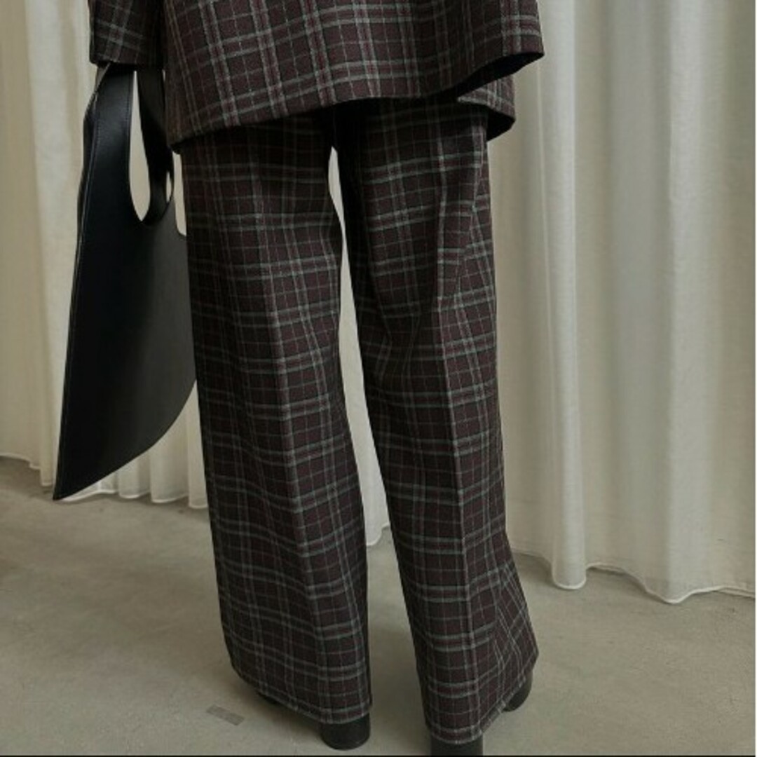 Ameri VINTAGE(アメリヴィンテージ)のAmeriVINTAGE 2WAY WIDE BELT CHECK PANTS レディースのパンツ(カジュアルパンツ)の商品写真