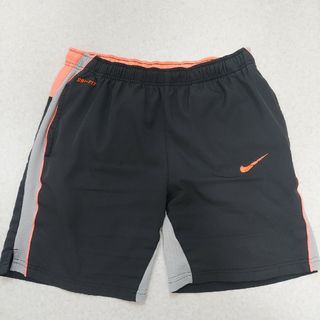 ナイキ(NIKE)の週末値下げナイキ　ランニングパンツ(ショートパンツ)