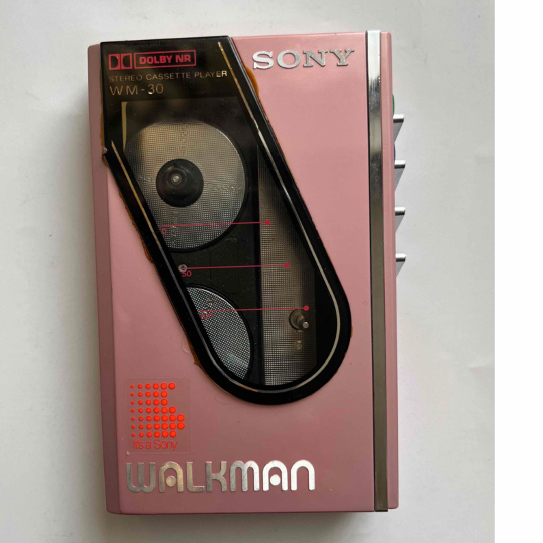 WALKMAN(ウォークマン)のSONY ウォークマン カセットテープ スマホ/家電/カメラのオーディオ機器(ポータブルプレーヤー)の商品写真