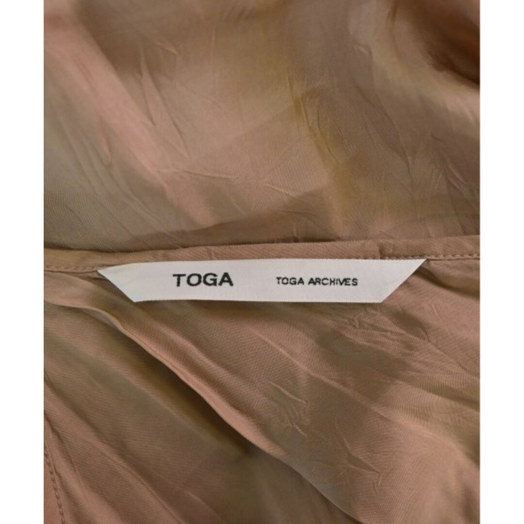 TOGA(トーガ)のTOGA トーガ ワンピース M ベージュ 【古着】【中古】 レディースのワンピース(ひざ丈ワンピース)の商品写真