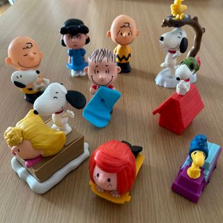 スヌーピー(SNOOPY)のお値下げ！スヌーピー　ハッピーセット　おもちゃ　9点　まとめ売り(キャラクターグッズ)