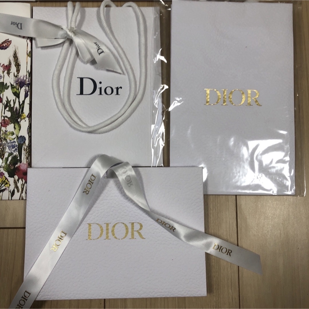 Christian Dior(クリスチャンディオール)のDior ディオール　紙袋セット レディースのバッグ(ショップ袋)の商品写真