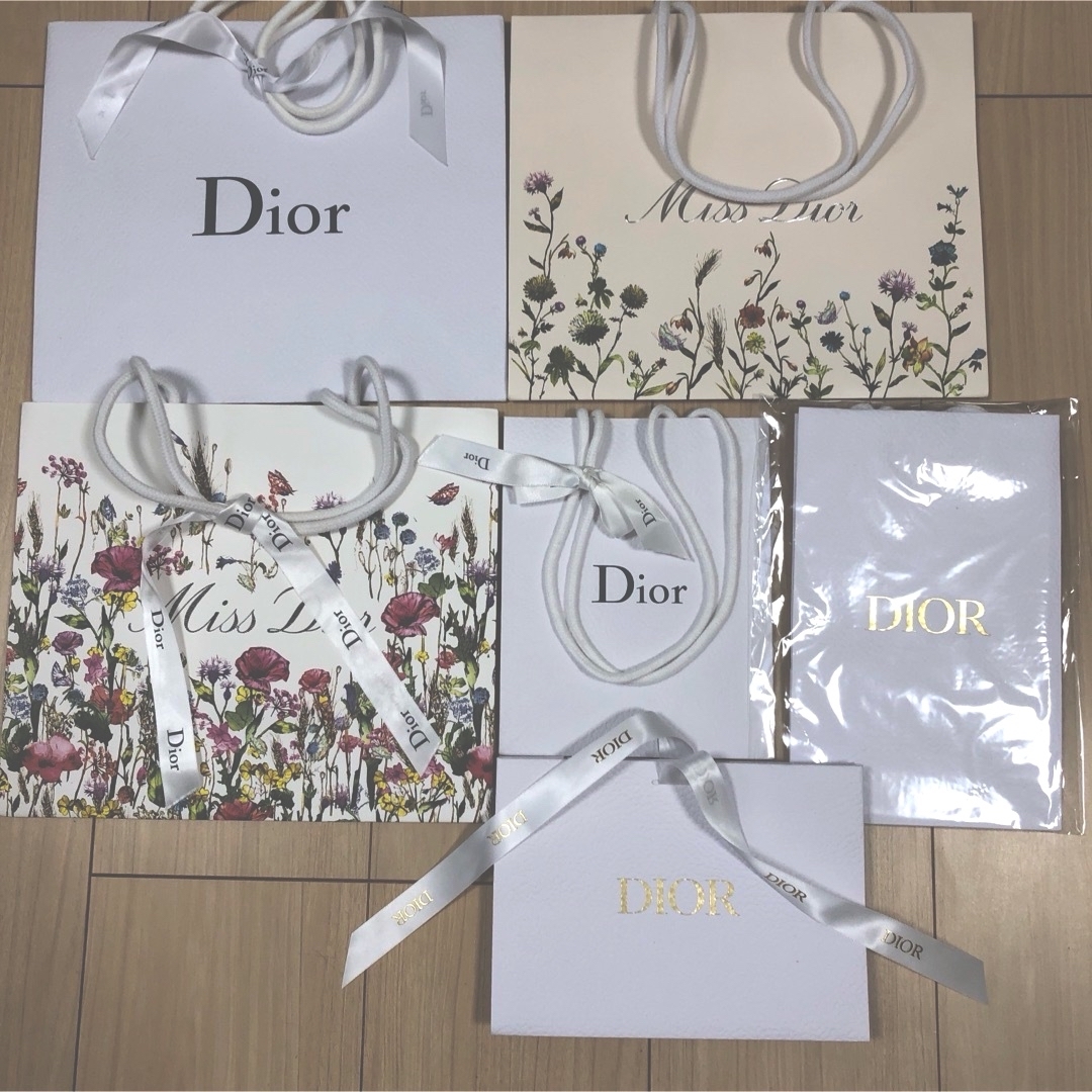 Christian Dior(クリスチャンディオール)のDior ディオール　紙袋セット レディースのバッグ(ショップ袋)の商品写真