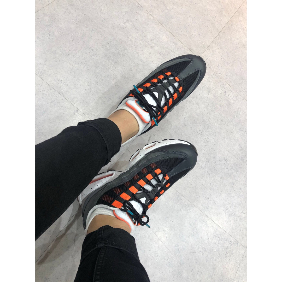 極美品 AIR MAX 95  black  26㎝