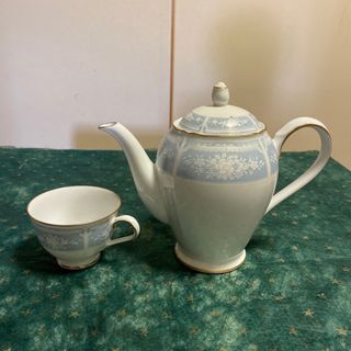 ノリタケ(Noritake)のノリタケ大きなティーポット未使用カップおまけ(グラス/カップ)