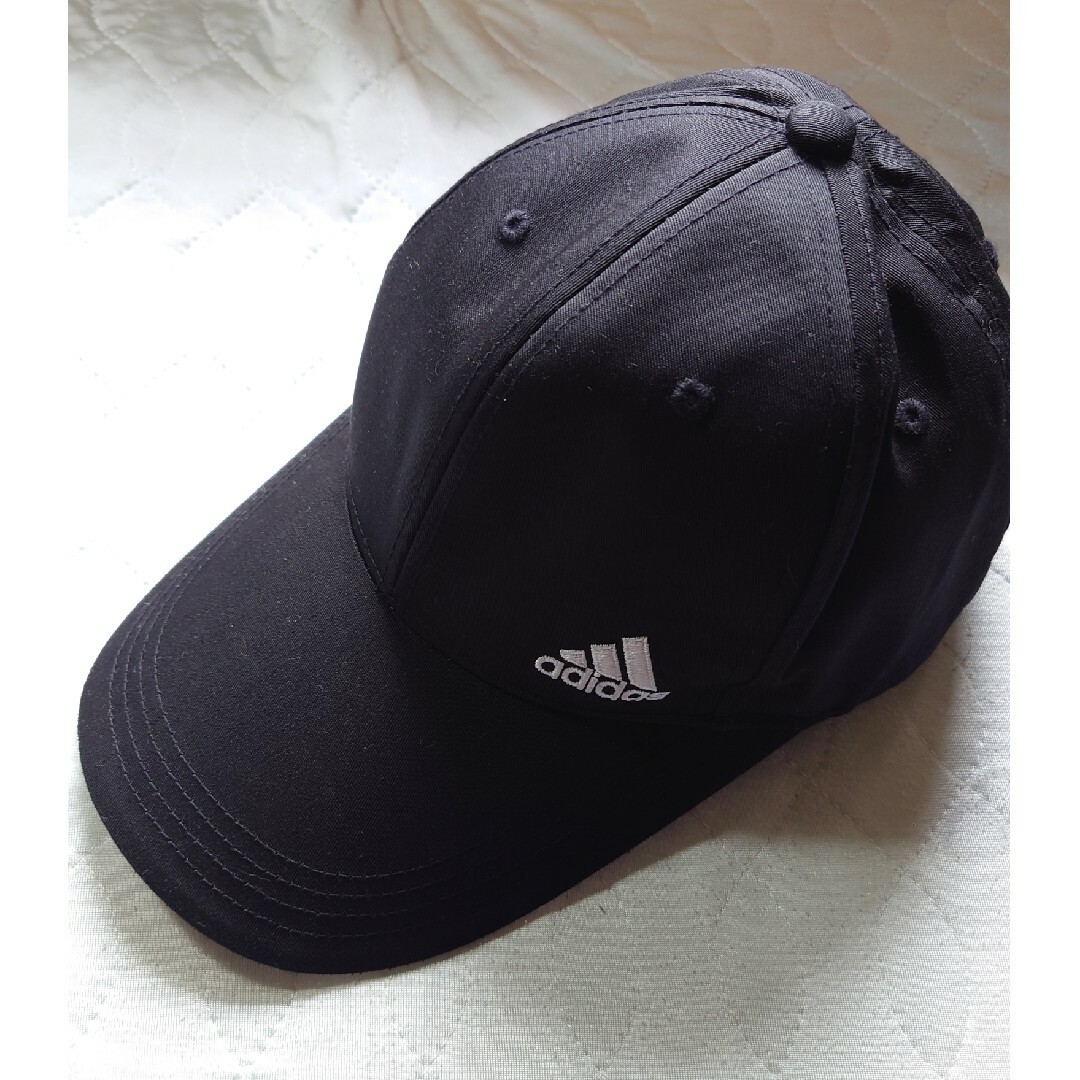 adidas(アディダス)のadidas キャップ ブリムホワイトライン メンズの帽子(キャップ)の商品写真