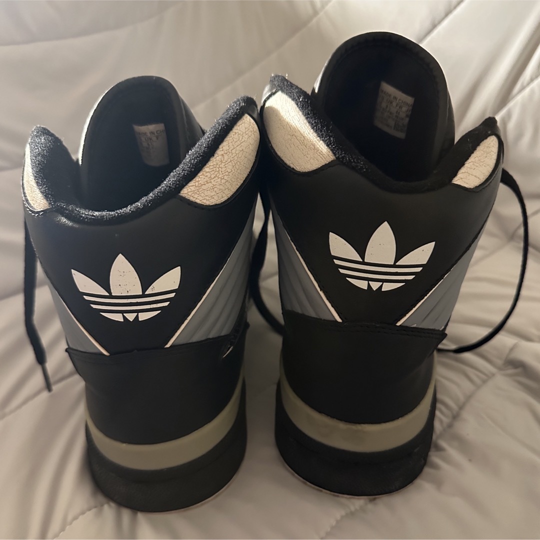 adidas  アディダス　フリートウッド 2003 Run-D.M.C. メンズの靴/シューズ(スニーカー)の商品写真