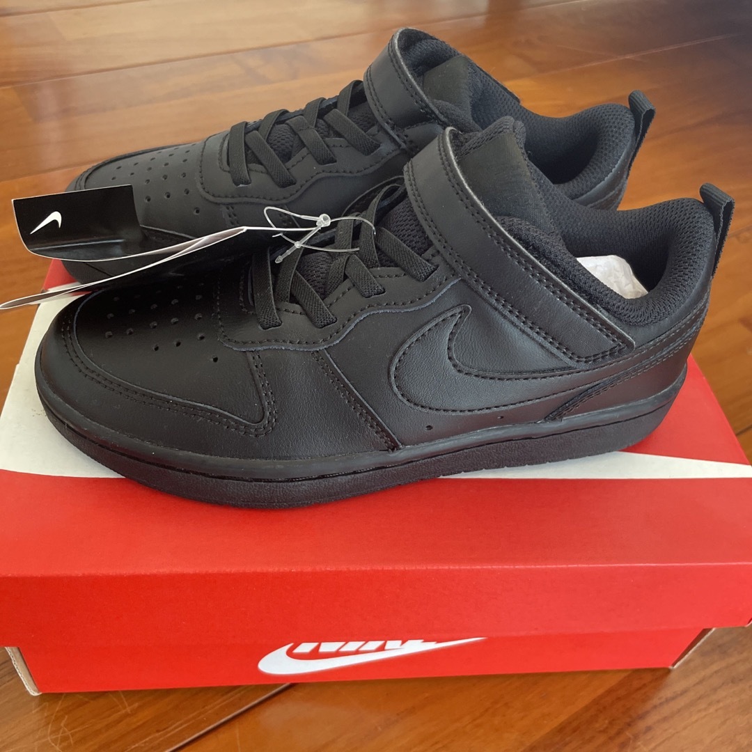 NIKE(ナイキ)のNIKE キッズスニーカー キッズ/ベビー/マタニティのキッズ靴/シューズ(15cm~)(スニーカー)の商品写真