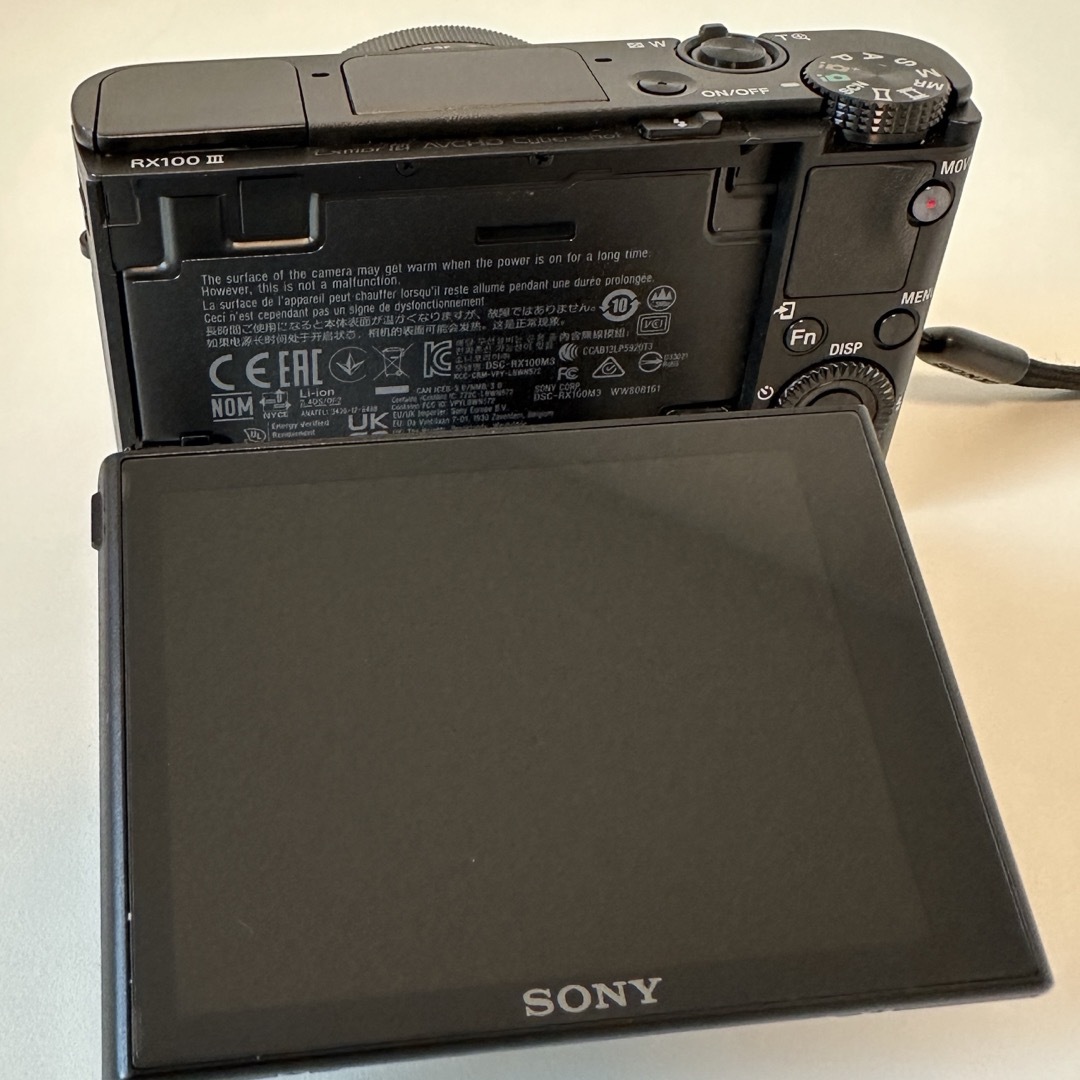 SONY(ソニー)のSONY RX100III DSC-RX100M3ソニー純正グリップ付 デジカメ スマホ/家電/カメラのカメラ(コンパクトデジタルカメラ)の商品写真