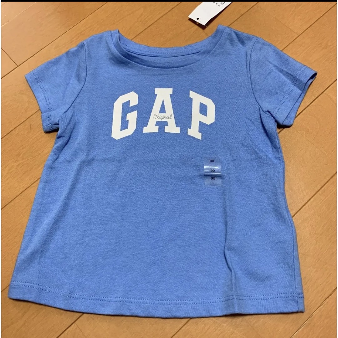 babyGAP(ベビーギャップ)のgap 半袖　ロゴ キッズ/ベビー/マタニティのキッズ服女の子用(90cm~)(Tシャツ/カットソー)の商品写真