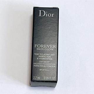 Christian Dior - 新品未開封♡ディオールスキン　フォーエヴァー フルイド グロウ 2.7ml