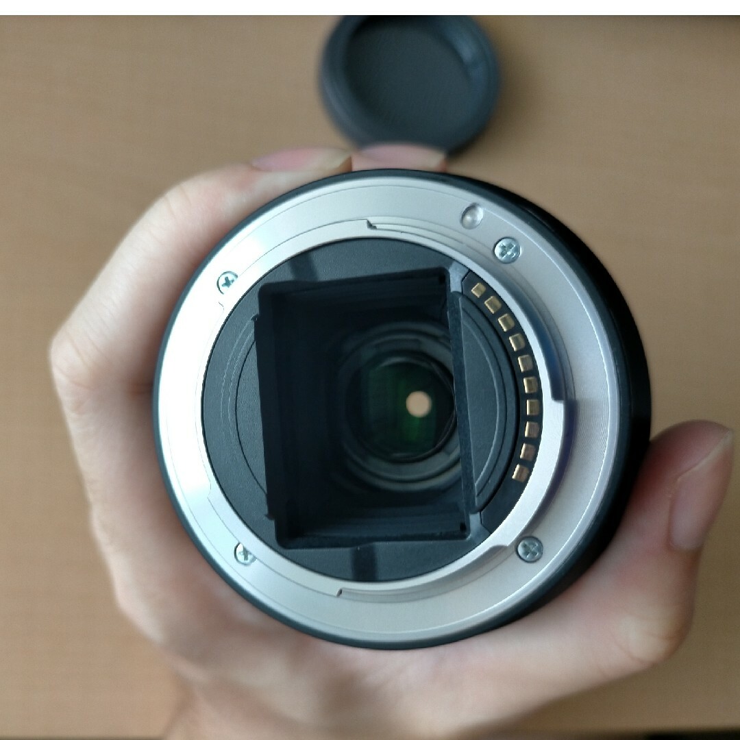 SONY(ソニー)のSony  FE 28-70mm F3.5-5.6 OSS  レンズ　新品未使用 スマホ/家電/カメラのカメラ(レンズ(ズーム))の商品写真
