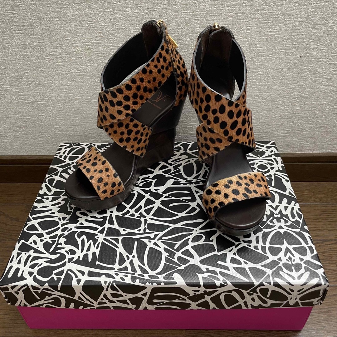 DIANE von FURSTENBERG(ダイアンフォンファステンバーグ)の【DVF】ダイアンフォンファステンバーグ 厚底サンダル レディースの靴/シューズ(サンダル)の商品写真