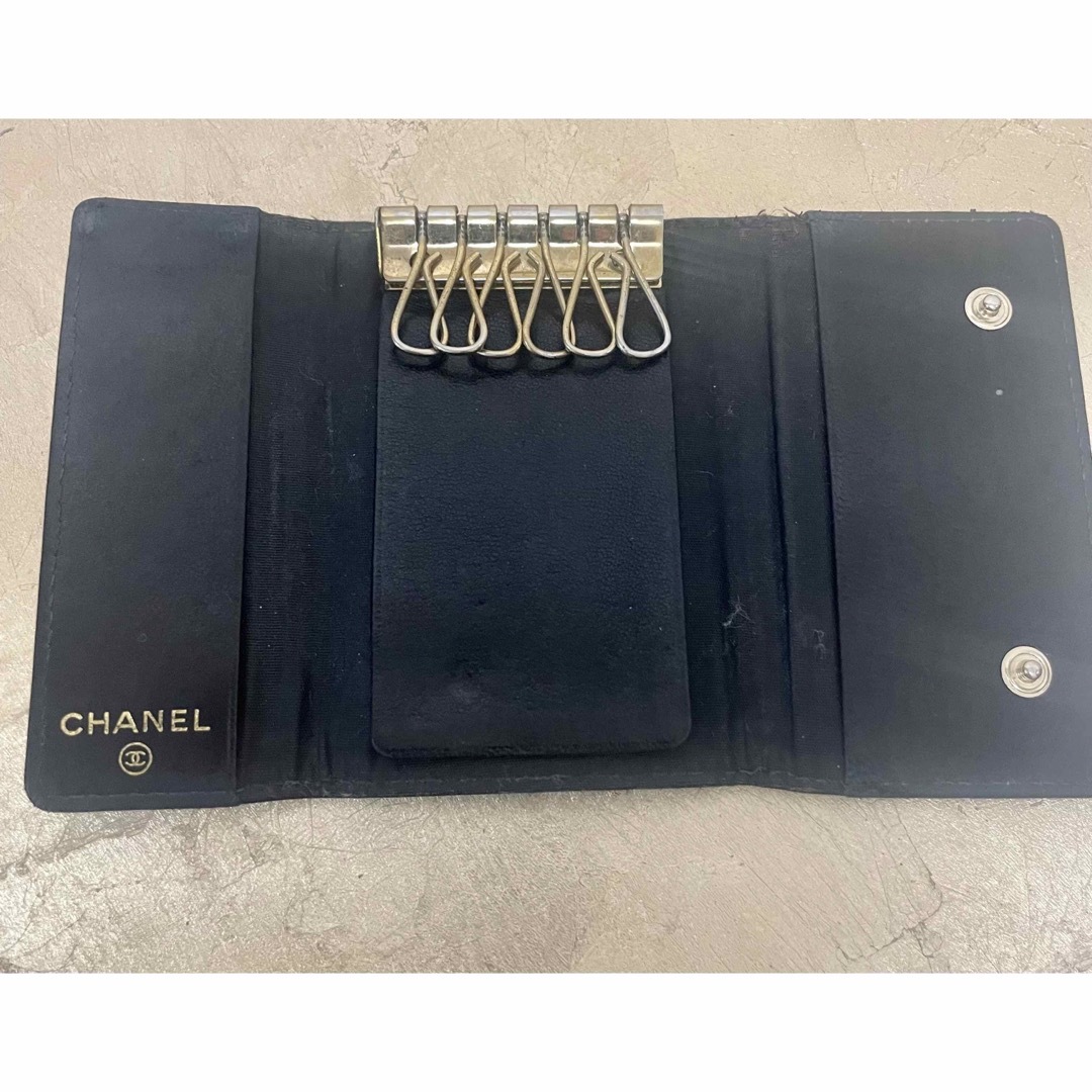 CHANEL(シャネル)の定番　CHANEL シャネル　キャビアスキン キーケース　 シャネルキーケース　 レディースのファッション小物(キーケース)の商品写真