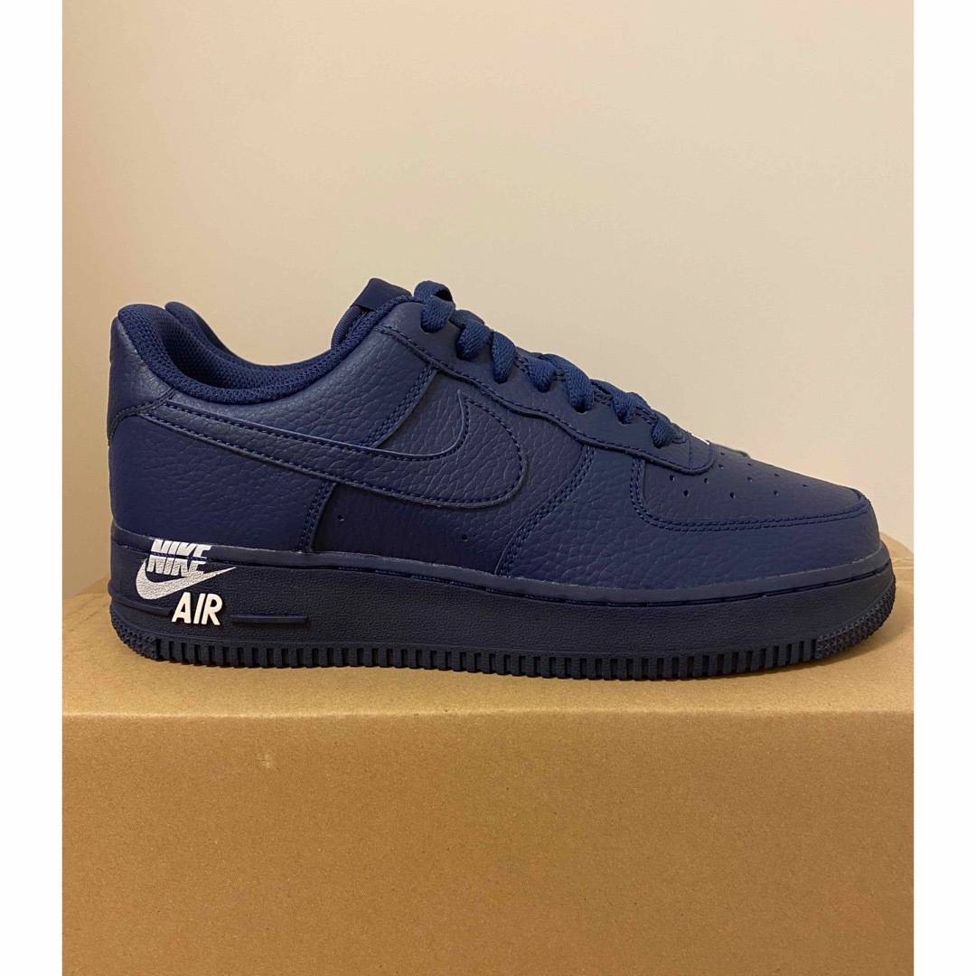 NIKE(ナイキ)の【完売品】NIKE AIR FORCE 1 '07 LTHR BLUE VOID メンズの靴/シューズ(スニーカー)の商品写真