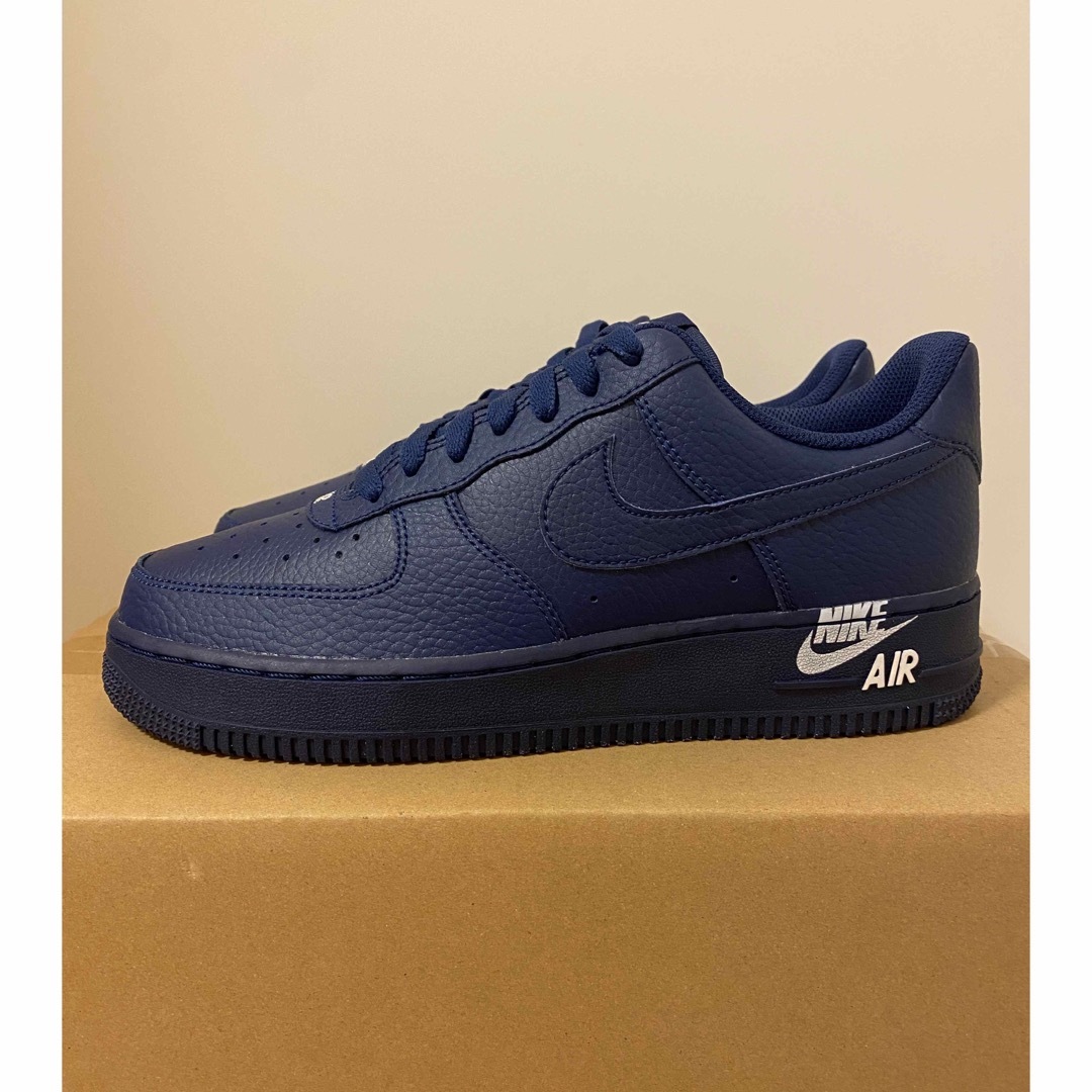 NIKE(ナイキ)の【完売品】NIKE AIR FORCE 1 '07 LTHR BLUE VOID メンズの靴/シューズ(スニーカー)の商品写真