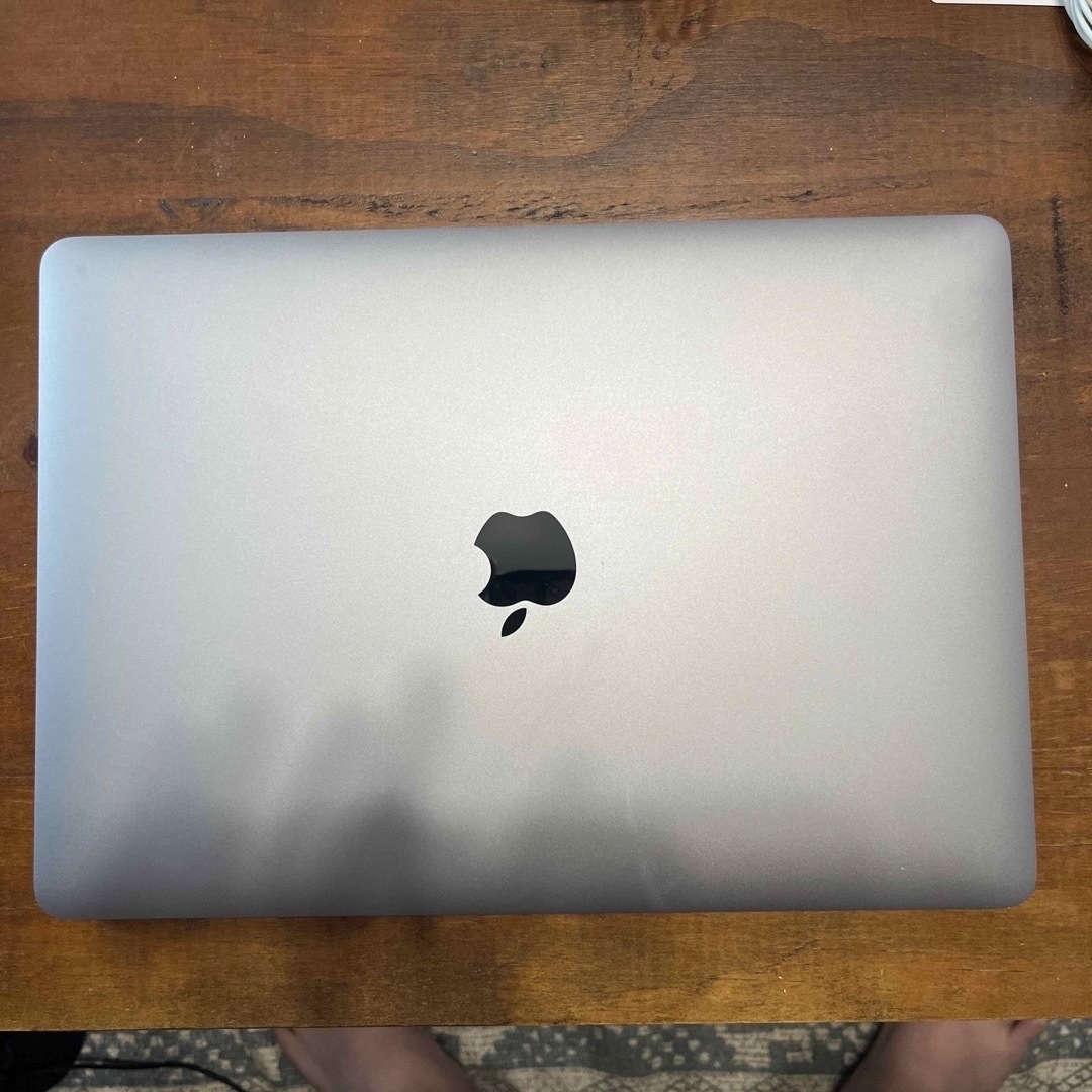 APPLE MacBook Pro MNQF2J/A Core i5 8,192