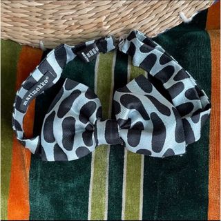 マリメッコ(marimekko)の【新品・未使用】✩marimekko tie 蝶ネクタイ グレー × ブラック✩(ネクタイ)