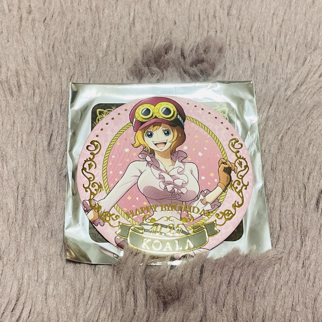 ワンピース バースデージュエリー缶バッジ コアラの通販 by まろん's
