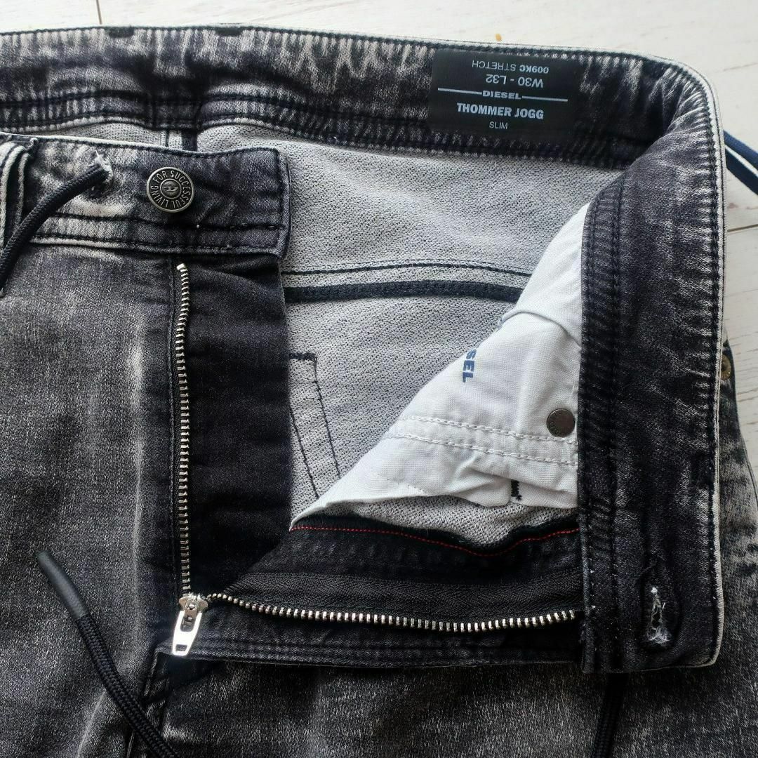 新品 DIESEL ジョグジーンズ スキニー ジーンズ デニム ブラック W30