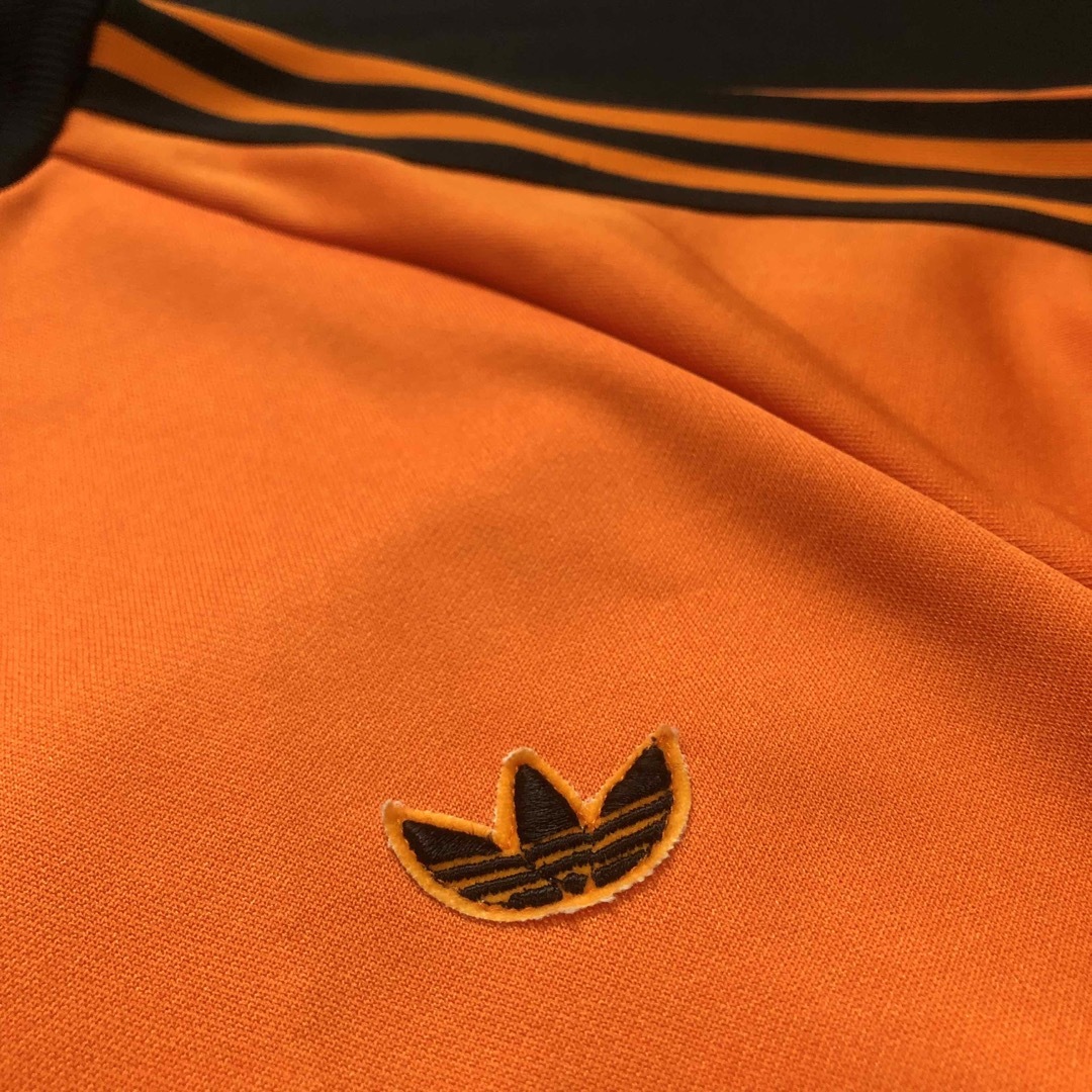 adidas デサント Orange×Black トラックジャケット あいみょん