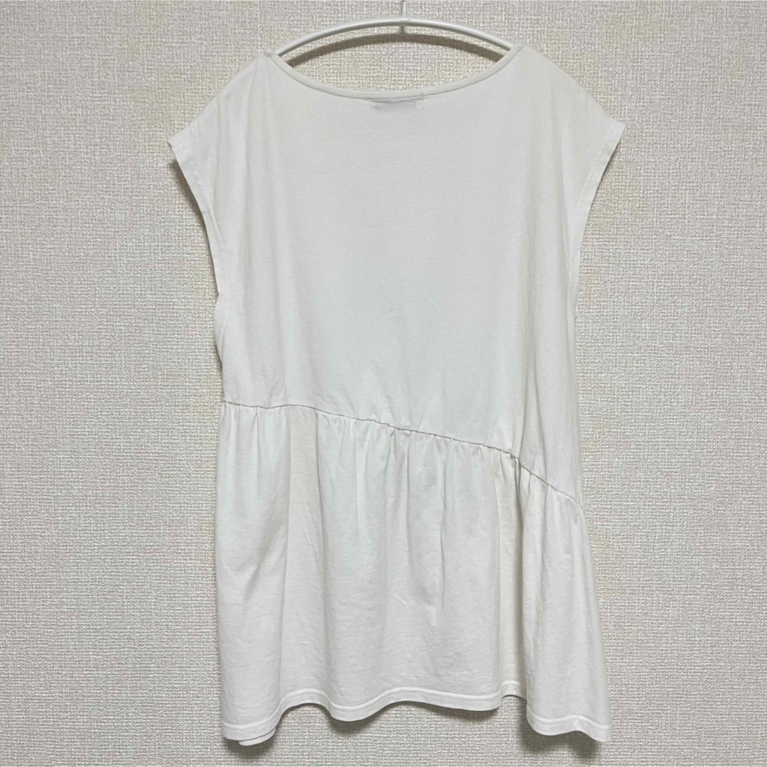 しまむら(シマムラ)のしまむら リノルーセ アシメヘムギャザーT 淡白 ホワイト レディースのトップス(Tシャツ(半袖/袖なし))の商品写真